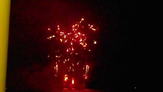 новогодний фейеверк в Сесимбре, Португалия смотреть онлайн