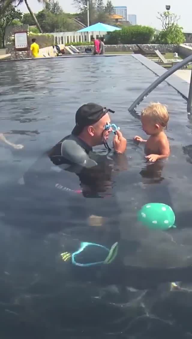 Обучение детей плаванию смотреть онлайн