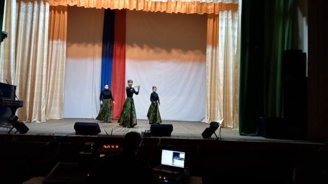 Встанем! смотреть онлайн