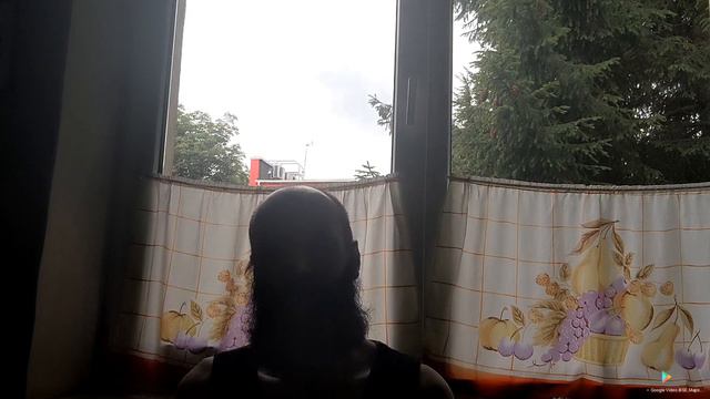 • Дом должен быть центром, но не границей жизни женщин. смотреть онлайн