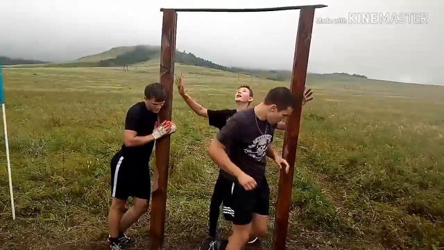 Гиревики в забеге с испытаниями "Стань Человеком" смотреть онлайн