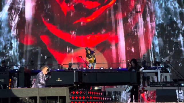 Guns N‘ Roses Weert 11.07.23 November Rain смотреть онлайн