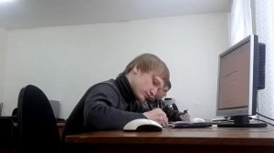 Обкуренный Славик дрочит на паре