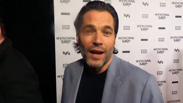 Wynonna Earp red carpet premiere - Tim Rozon смотреть онлайн
