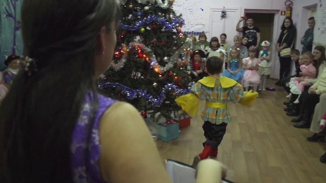 Новогодний праздник на Державина 46а. 21 декабря 2016. смотреть онлайн