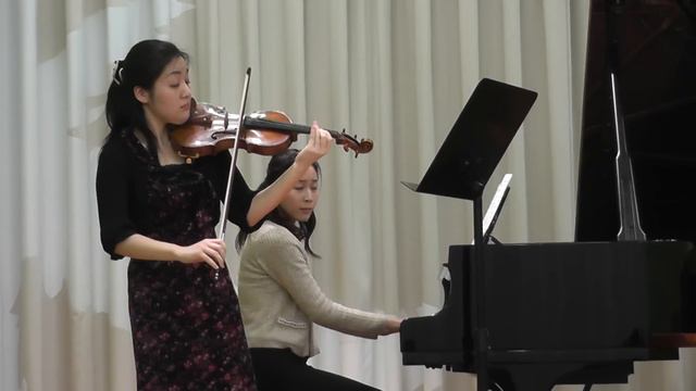 Franz Schubert Sonata in A für Violine und Klavier D 574,Op.post.162 Andantino,Allegro Vivace смотреть онлайн