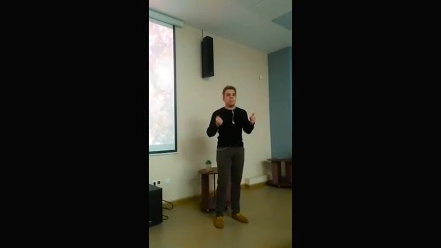 Рассказываю стихи на литературном вечере смотреть онлайн