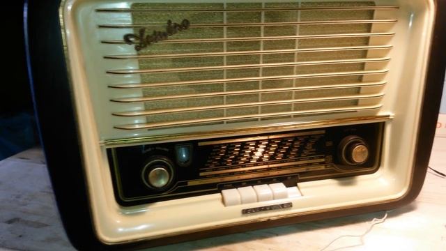 Telefunken Domino смотреть онлайн