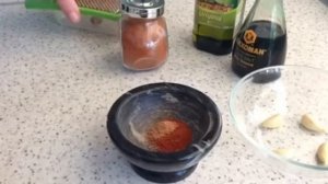 Цыпленок корнишон жареный в мультиварке.