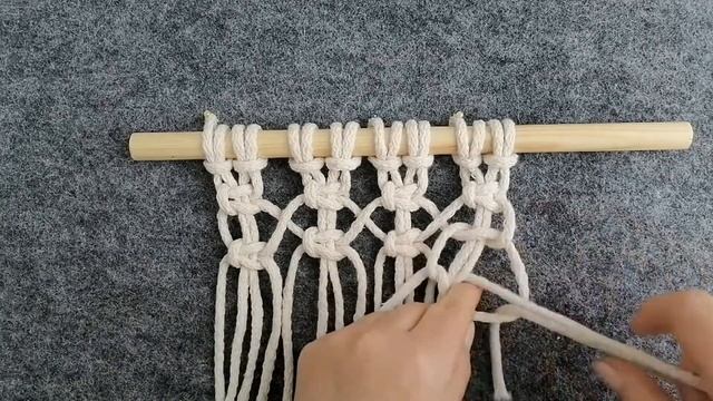 DIY Macrame Tutorial | Modern Macrame | Макраме для начинающих | Простой, но очень симпатичный узор смотреть онлайн