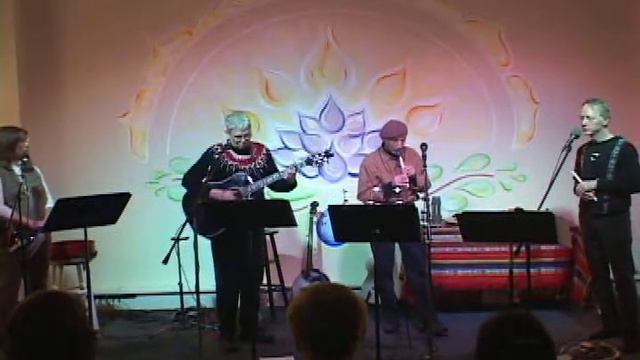 All on a Winter's Night: Harmony Bones live at Cafe 704 February 8, 2014 (selections2) смотреть онлайн