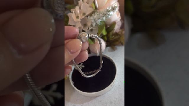Оригинальный браслет Pandora Логомания сереброзолотокубический цирконий