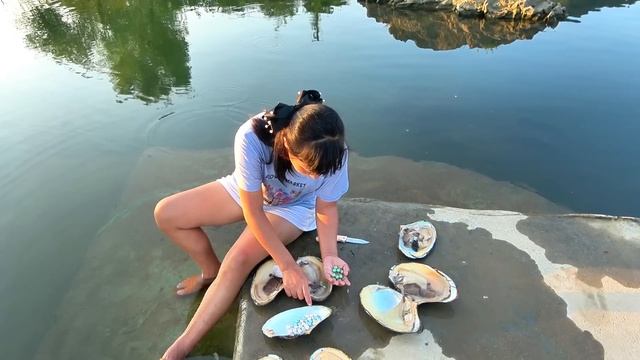 Little Harry by the river blooms various beautiful pearls смотреть онлайн