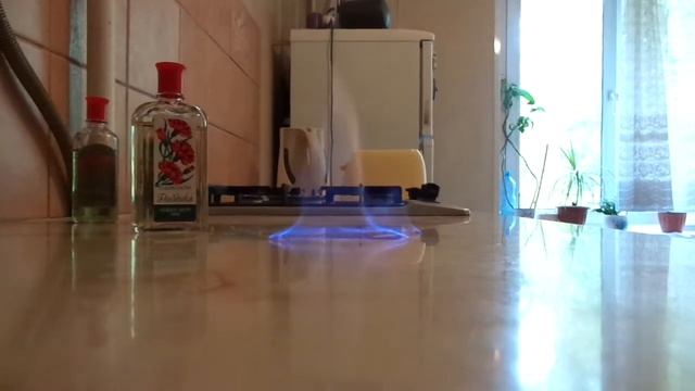 Как горит Тройной одеколон, Гвоздика, Шипр смотреть онлайн