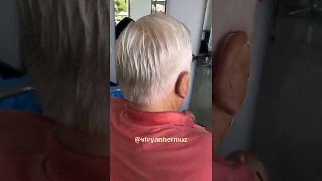 Hair transformation classy haircut for men ?#vivyanhermuz #shorts #haircut #hair #menhaircut #short смотреть онлайн