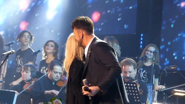 Л. Долина & А. Панайотов - "Лунная мелодия" + "Цветы под снегом". 25.04.2021. Крокус сити холл смотреть онлайн