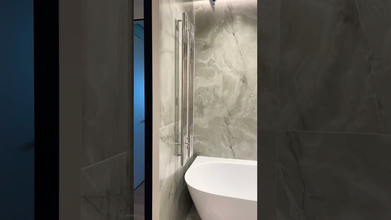 Современный дизайн санузла в ЖК THE Mid на Ленинском проспекте #дизайнерскийремонт #жкthemid смотреть онлайн