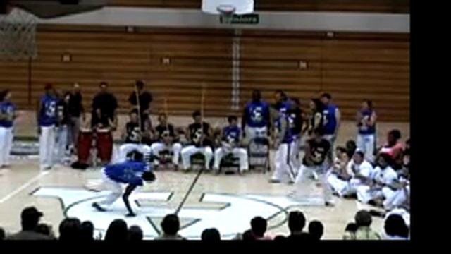 Capoeira Cordao de Ouro смотреть онлайн