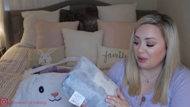 WHAT'S IN MY KIDS EASTER BASKET | 2019 EASTER IDEAS FOR A ONE-YEAR-OLD смотреть онлайн