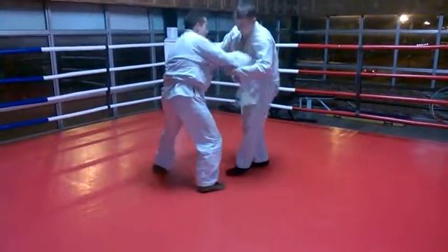 Дзюдо.Бросок з удушаючим смотреть онлайн