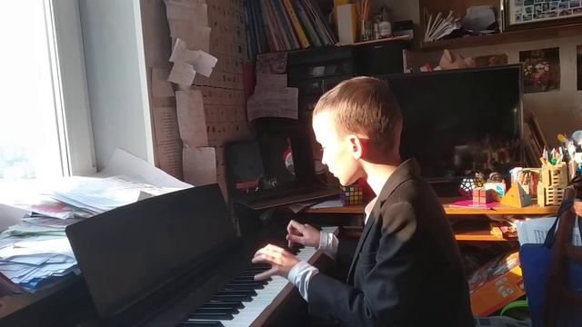 О. Больк Рондино Как играть на Пианино смотреть онлайн