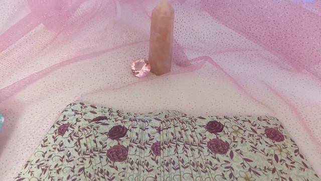 Мини-обзор колоды🩷И немного потоковой информации на ближайшие дни💗💕 смотреть онлайн