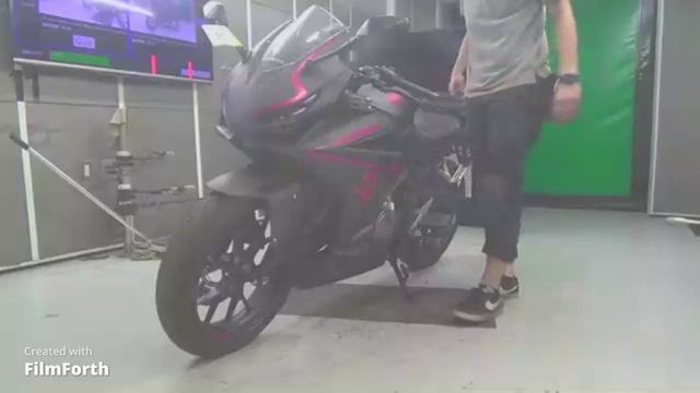 Мотоцикл спортбайк Honda CBR400R рама NC56 модификация спортивный 2020 пробег 9 т.км матовый черный