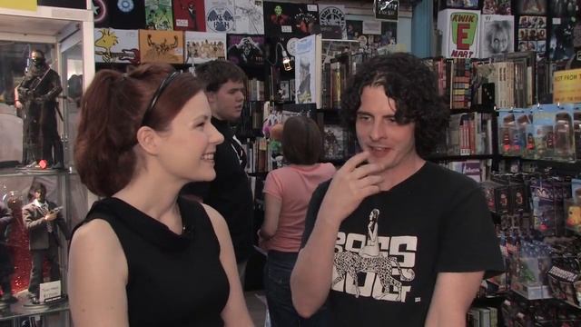 Forbidden Planet - New York Store смотреть онлайн