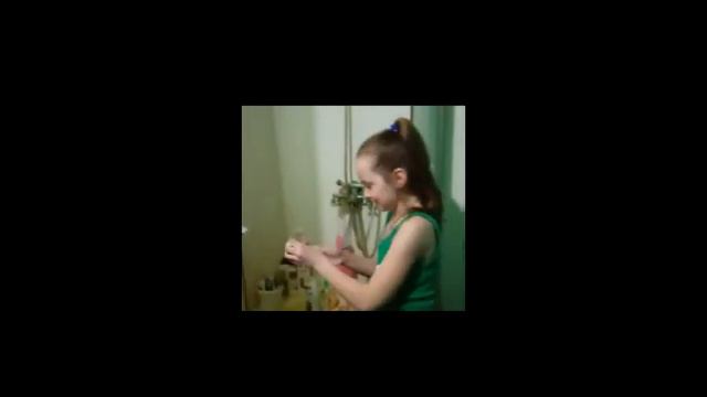 РУСАЛКА В ВАННОЙ смотреть онлайн