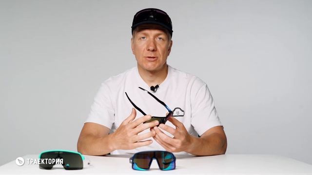 Обзор очков Oakley Sutro