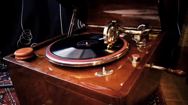 MELODIA
(Hörst du mein heimliches rufen) - Michael Jary - Rudi Schuricke - Odeon O-31618b - 1939 смотреть онлайн