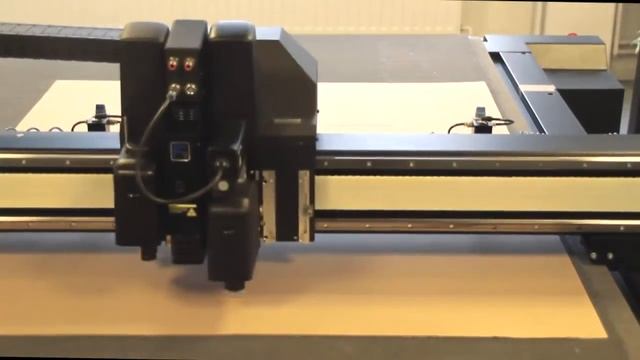 Резка и биговка картона (делаем коробки) - Summa F Series смотреть онлайн