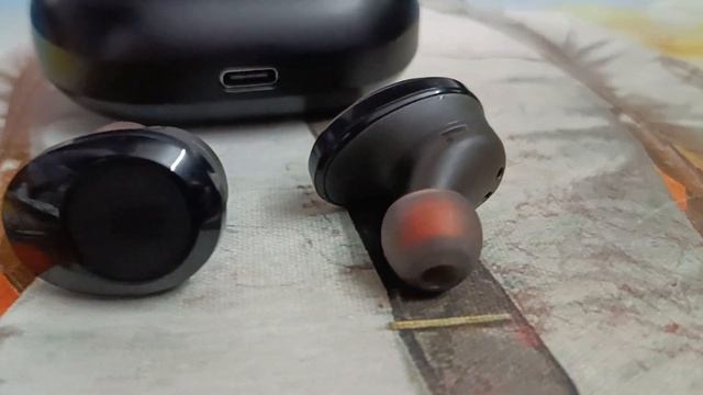 Внешний облик беспроводных TWS наушников JBL Tune 125TWS смотреть онлайн