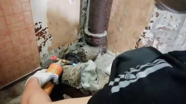 РАСЧЕКАНКА ЧУГУНИЕВОЙ ТРУБЫ ЗА 10 МИНУТ