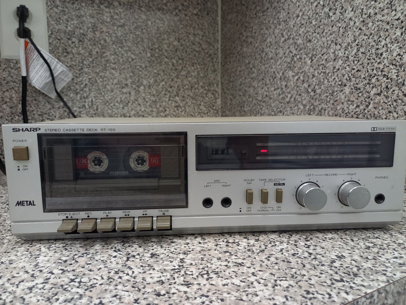 Стерео кассетная дека Sharp RT-100-в КОРЕЕ-выпускалась с 1982-по-1986-год смотреть онлайн