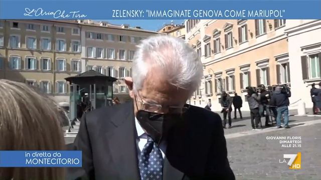 Discorso di Zelensky al Parlamento italiano, il 'no comment' di Mario Monti: "La prego... grazie!" смотреть онлайн