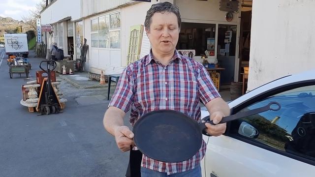 Visiting Historical French Town Villedieu-Les-Poêles And Copper Workshop! смотреть онлайн