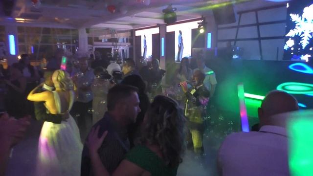 Свадебный вальс...Подарок для сына Кирюши и его любимой Маши... смотреть онлайн