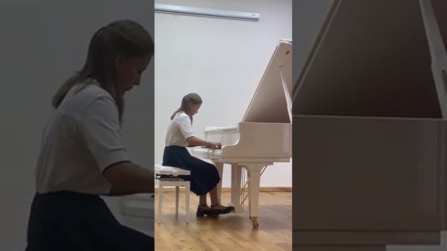 К.Черни "соч.299 Этюд 7 Cdur" смотреть онлайн