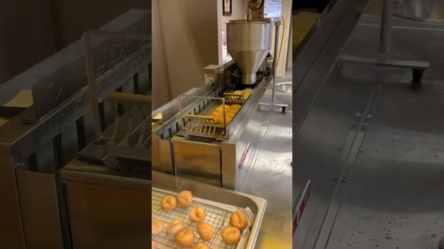 Lil Orbits SS1200 Donut machine смотреть онлайн