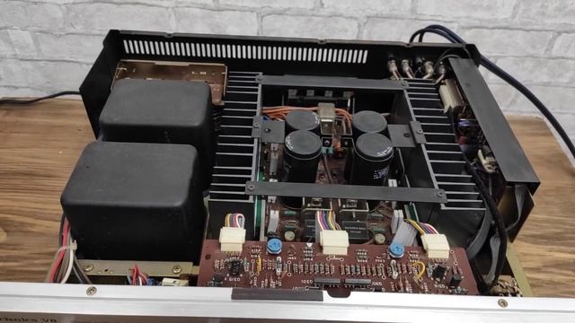 Technics su-v8. Усилитель мощности смотреть онлайн