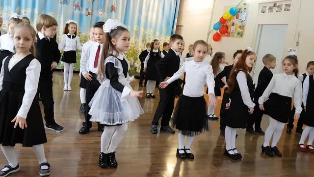 Песенка: мамина улыбка. смотреть онлайн