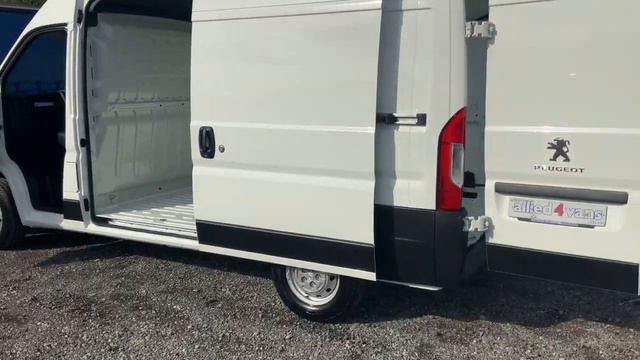 Peugeot Boxer White смотреть онлайн
