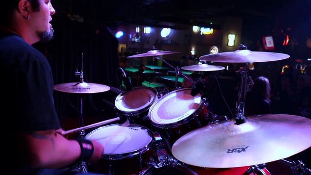 Deep Purple - Smoke On The Water - Live Drum Cover [HQ] смотреть онлайн
