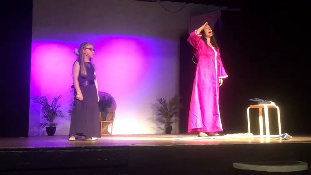 Mother Knows Best Cover смотреть онлайн