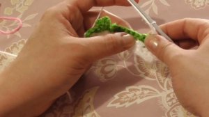 Узор крючком № 1 с объемными цветочками для детского пледа. Crochet pattern with flowers.
