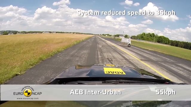 Mercedes-Benz GLA-Class - AEB Test 2014 | AutoMotoTV смотреть онлайн