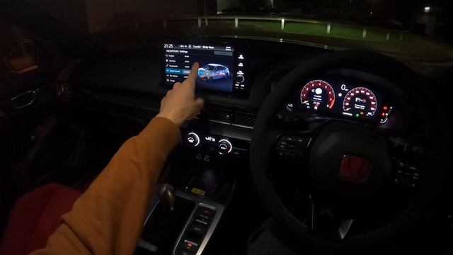 POV NIGHT DRIVE: 2023 Honda Civic Type R (UK) смотреть онлайн