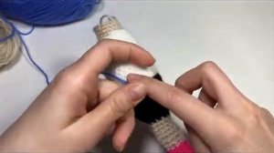 Кукла крючком.  Кукла красная шапочка крючком.  Бесплатный МК.