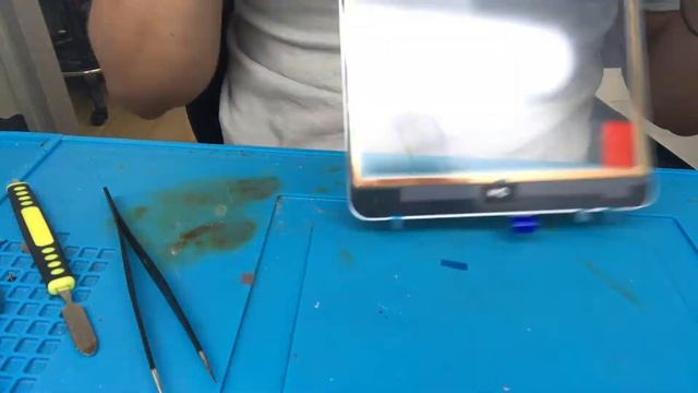 Cómo cambiar el cristal Touch de un ipad mini 3 / De forma RÁPIDA Y EFICIENTE(SOLUCIÓN CRISTAL ROTO смотреть онлайн
